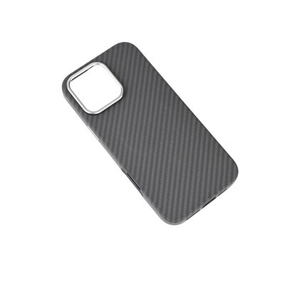 غلاف هاتف رقيق من ألياف الأراميد المغناطيسية بقيمة 0.8 ملم و 16 غرام لجهاز آيفون 16 برو مع حقن جانبي وغطاء كامل