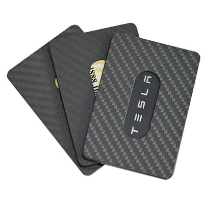 جراب هاتف من ألياف الأراميد الممتازة مع محفظة مغناطيسية وتصميم عملي لهاتف iPhone 16 Pro Max